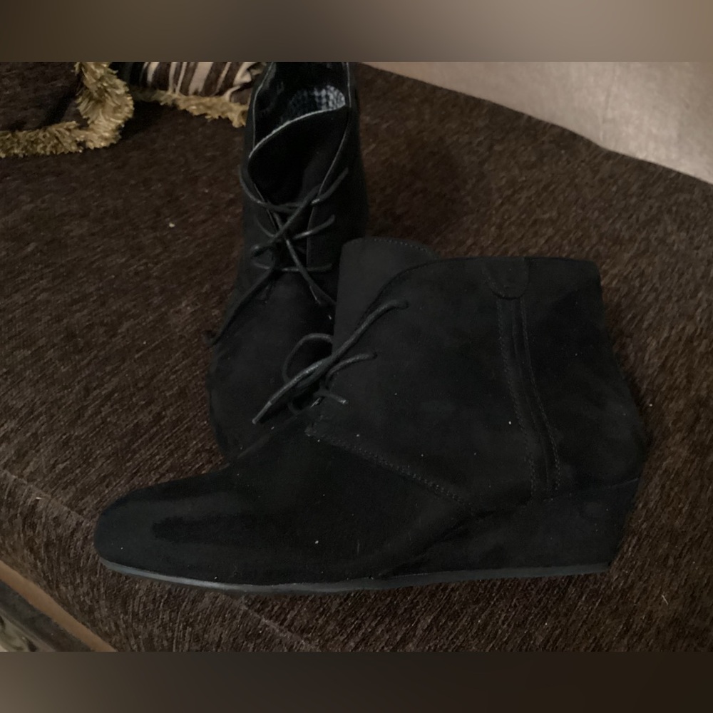 Shoe Booties - Picture 2 of 5